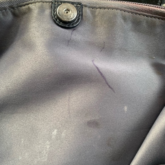 COACH Signature Purse - Picture 11 of 11